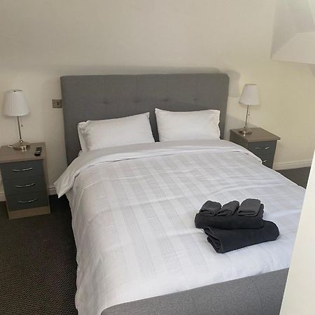 Spacious 2 Bedroom Apartment Liverpool Eksteriør billede