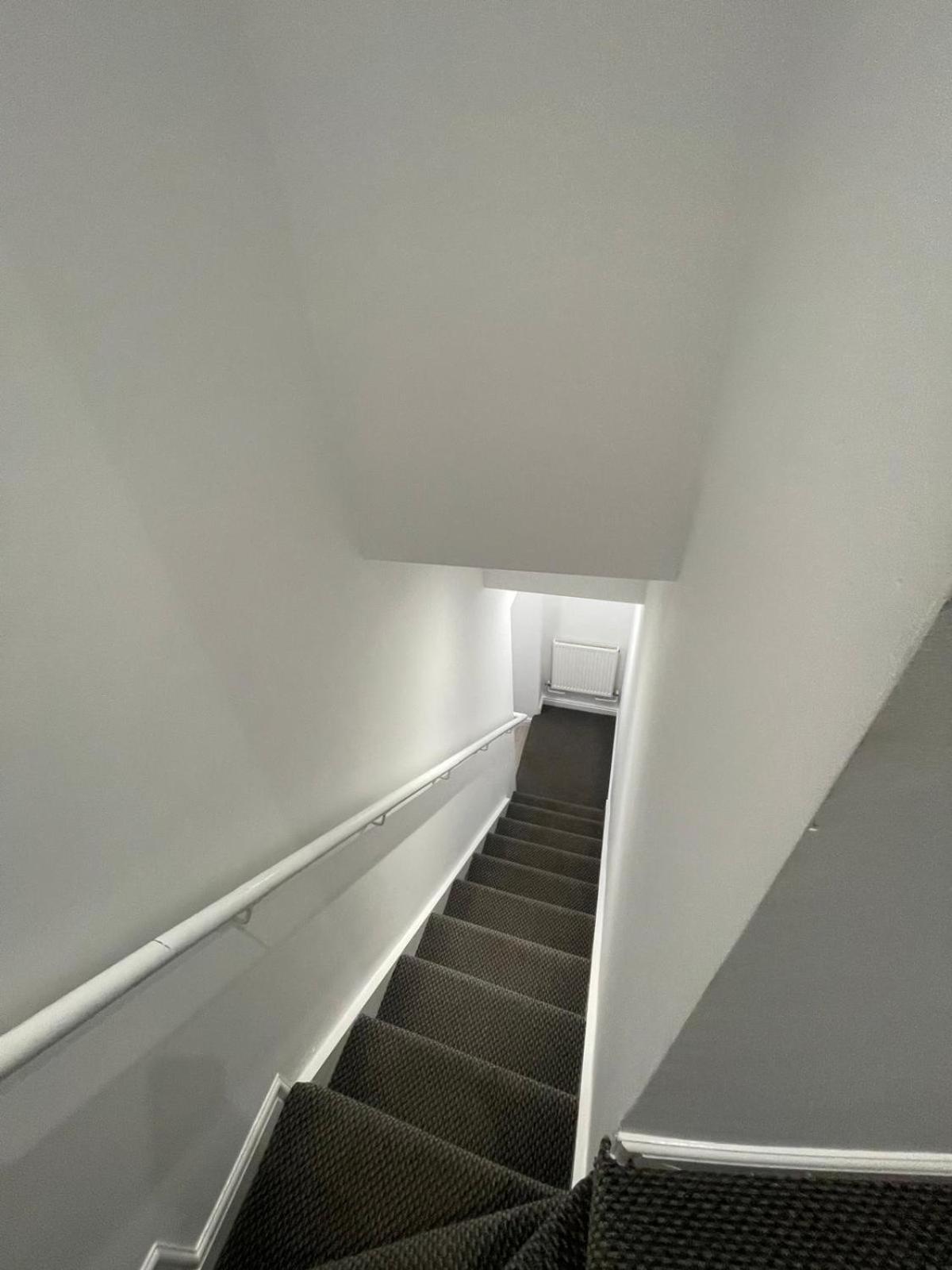 Spacious 2 Bedroom Apartment Liverpool Eksteriør billede